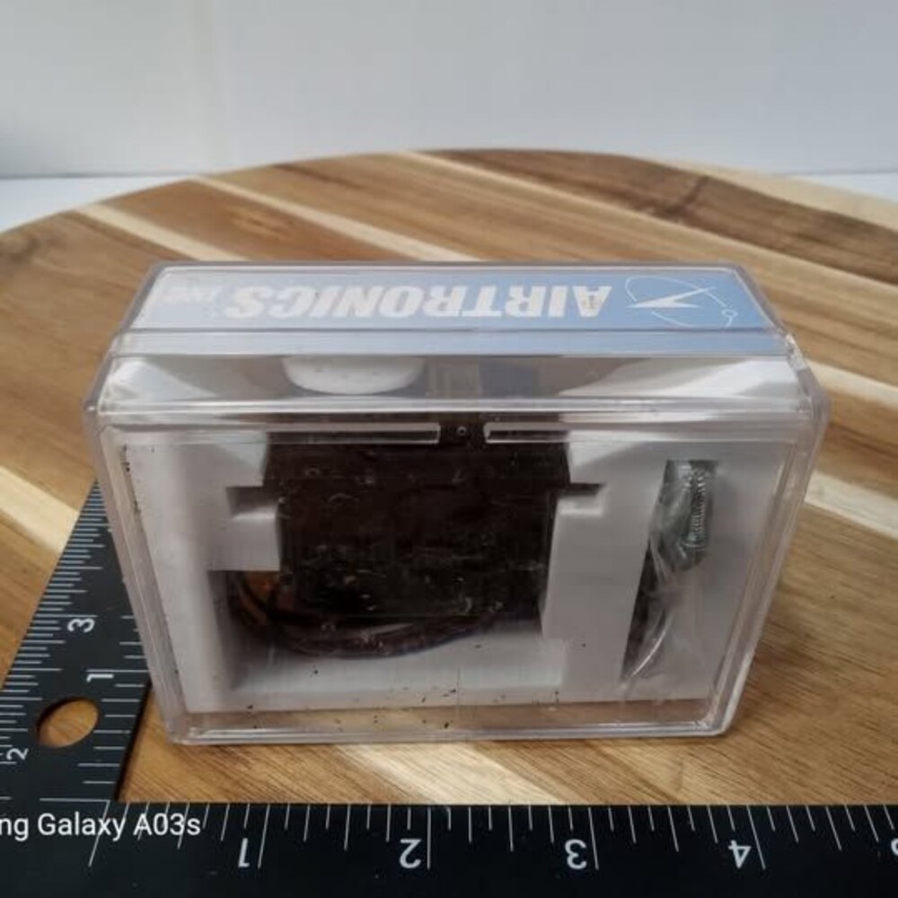 Airtroincs 94102Z Precision Heavy Duty Standard Servo